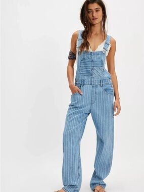 $250 FREE PEOPLE We The Free Ziggy Striped Overalls Beachcomber Denim Medium New
